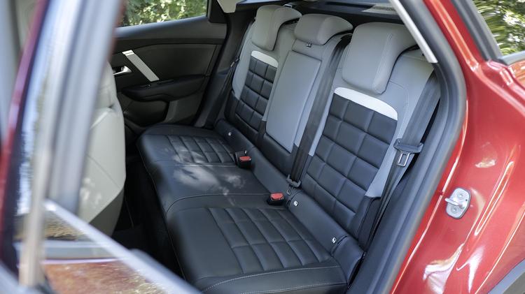 CITROEN E-C4 ELECTRIC HATCHBACK 100kW Plus Standard Range 50kWh 5dr Auto